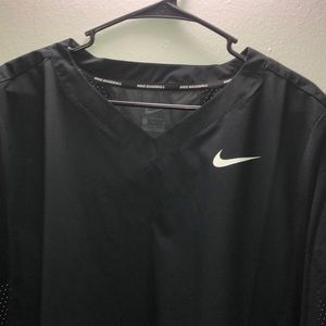 Nike baseball V-neck size M
